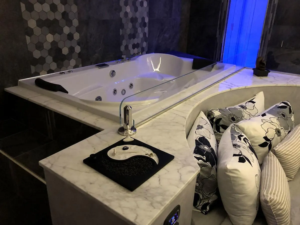 Assisi Luxury Spa Suite