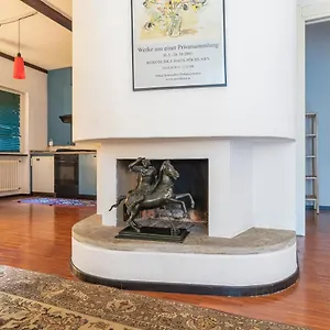 Lovely Flat De Castilla 7 , Milano Italia