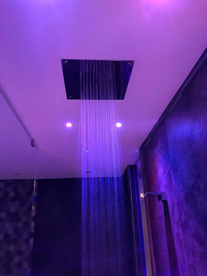 Assisi Luxury Spa Suite 0*,
